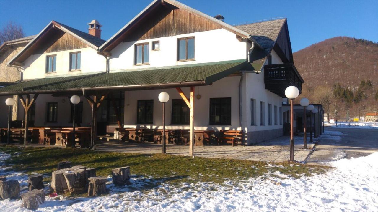 Gostilna Lokve Panzió Kültér fotó
