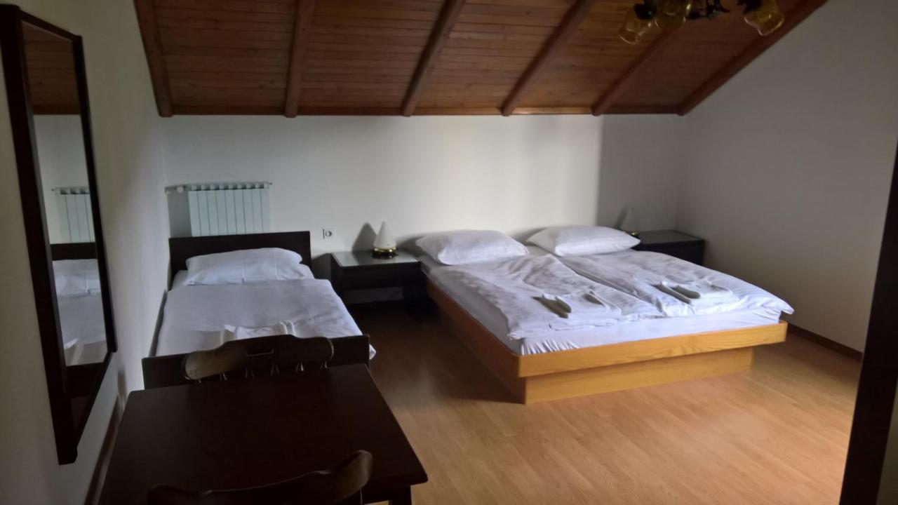 Gostilna Lokve Panzió Kültér fotó